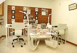 ��˂̃l�C���T���� �u���G