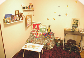 �ڔ��̃l�C���T���� Nail Lien�X��