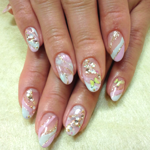 �ڔ��̃l�C���T���� Nail Lien